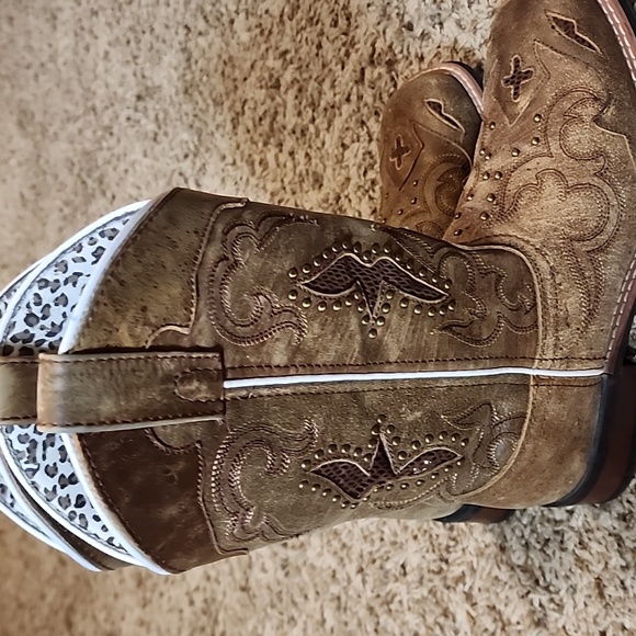 LAREDO WOMEN'S SPELLBOUND WESTERN PERFORMANCE BOOTS - BROAD SQUARE TOE sz 8 - Picture 5 of 9